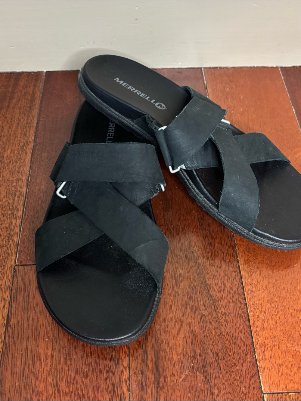 Merrell Black Criss-Cross Strap Slide Sandals Women's Size 8